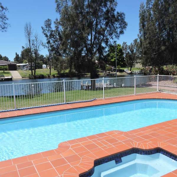 Sussex Inlet holiday rental with swimming pool